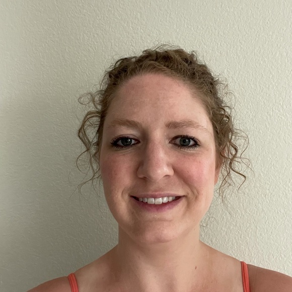 Meet your Posher, Betsy - Picture 1 of 1